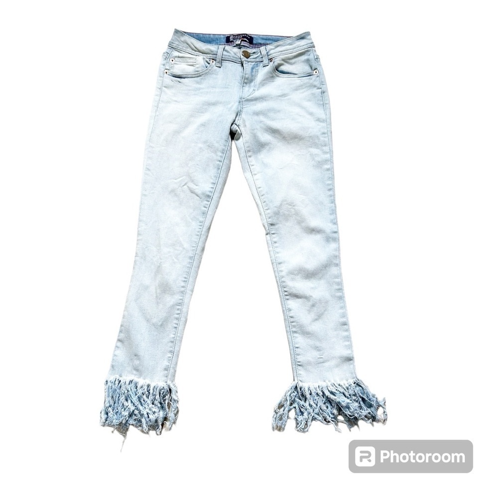 Boom Boom Jeans SZ 3 Light Blue Wash Denim Capris, Fringe ankles Spring Summer